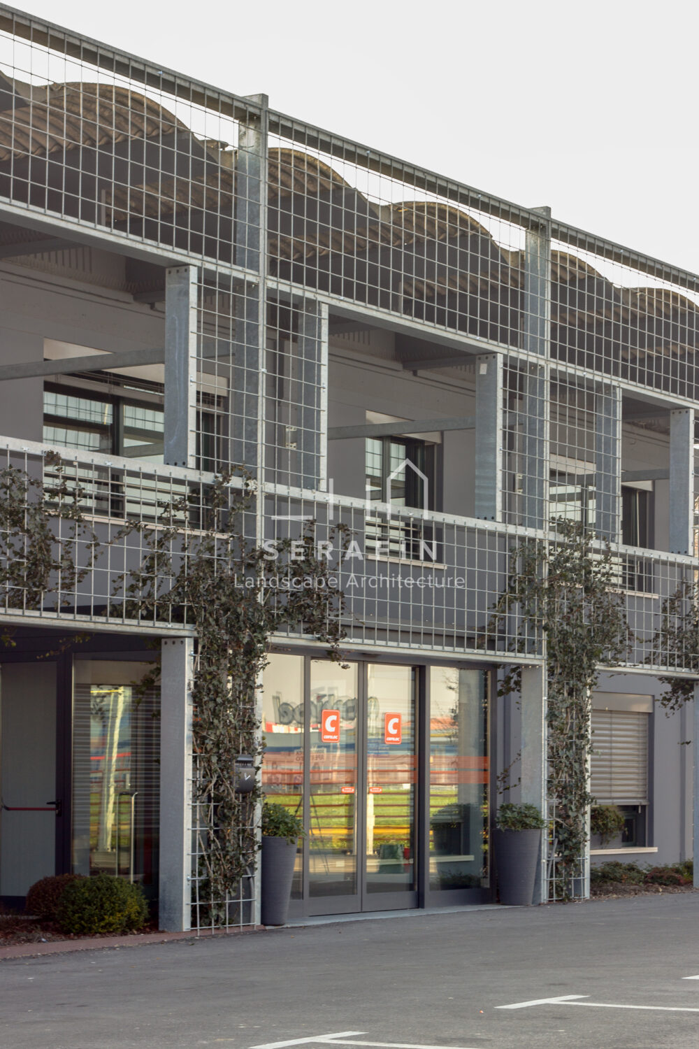 vertical corporate garden project with flower beds Cofiloc
