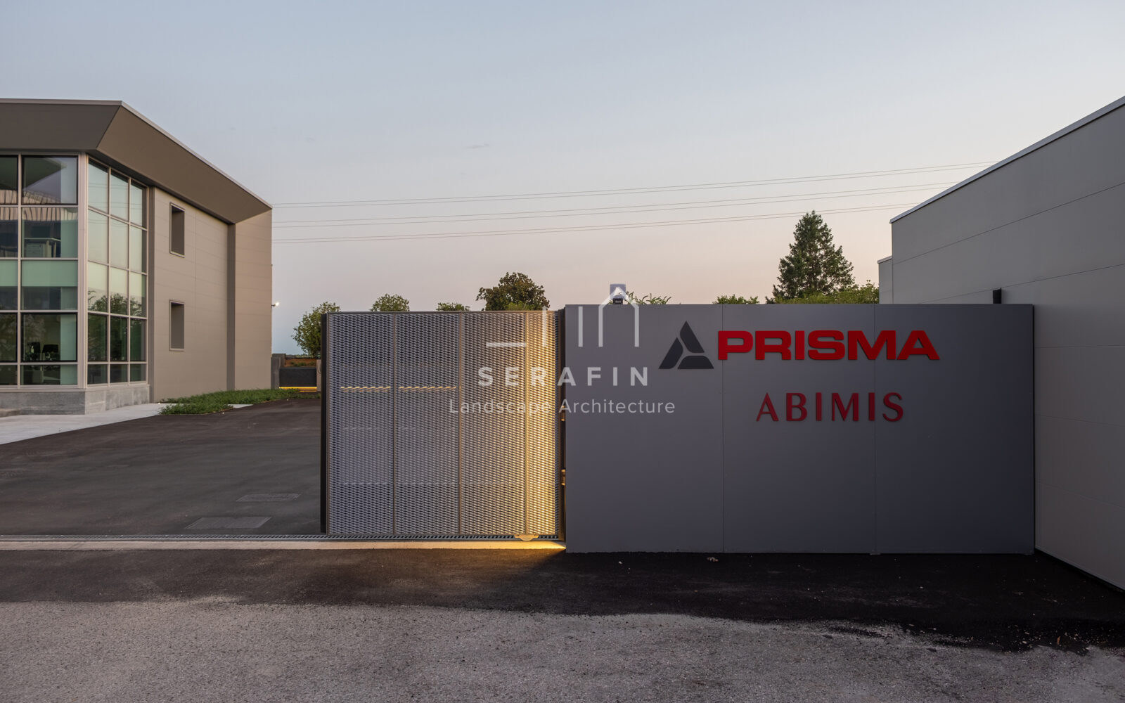 immagine del progetto di un giardino aziendale con parcheggio a San Polo di Piave