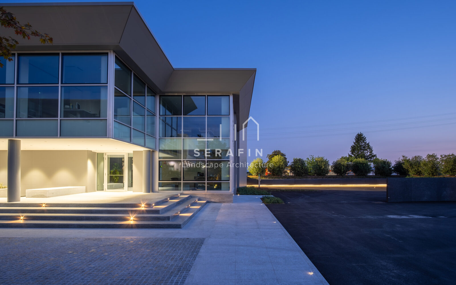 immagine del progetto di un giardino aziendale con parcheggio a San Polo di Piave