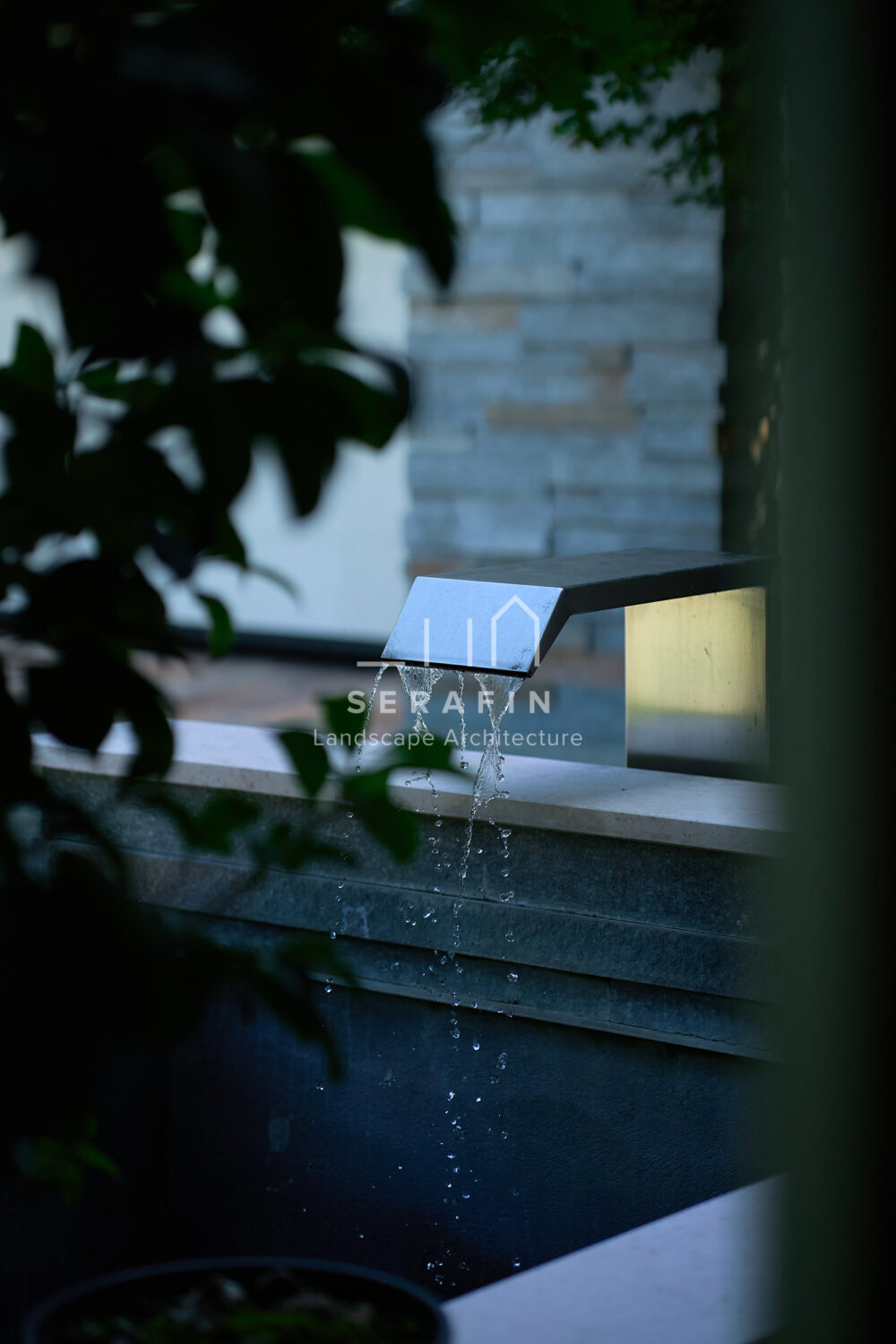 immagine del progetto di un giardino privato di lusso con pergotenda bioclimatica a Treviso