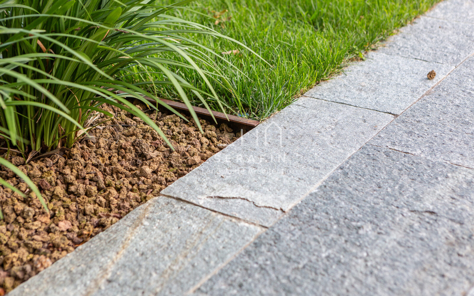 immagine del progetto di un giardino privato di lusso con pergotenda bioclimatica a Treviso