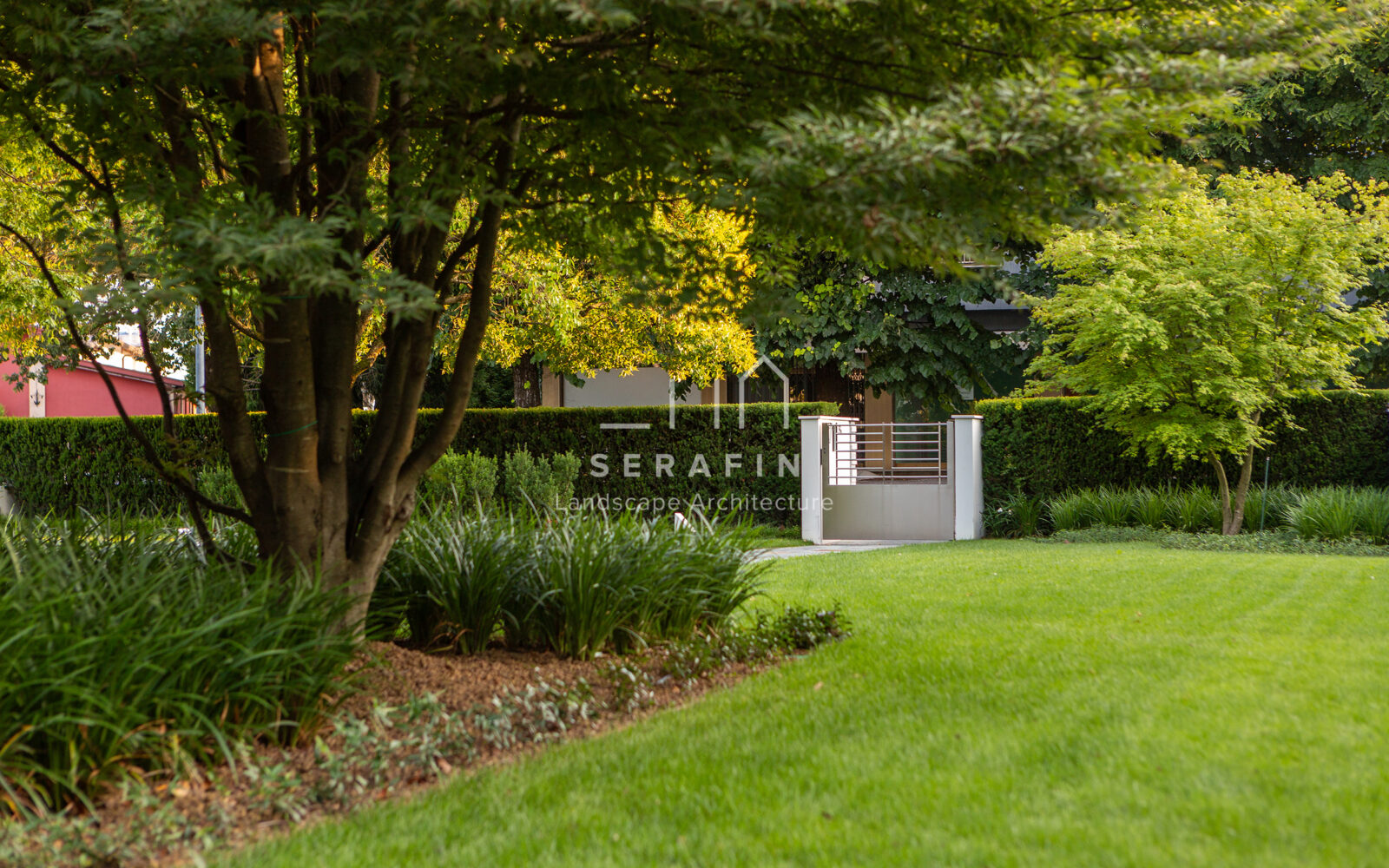 immagine del progetto di un giardino privato di lusso con pergotenda bioclimatica a Treviso